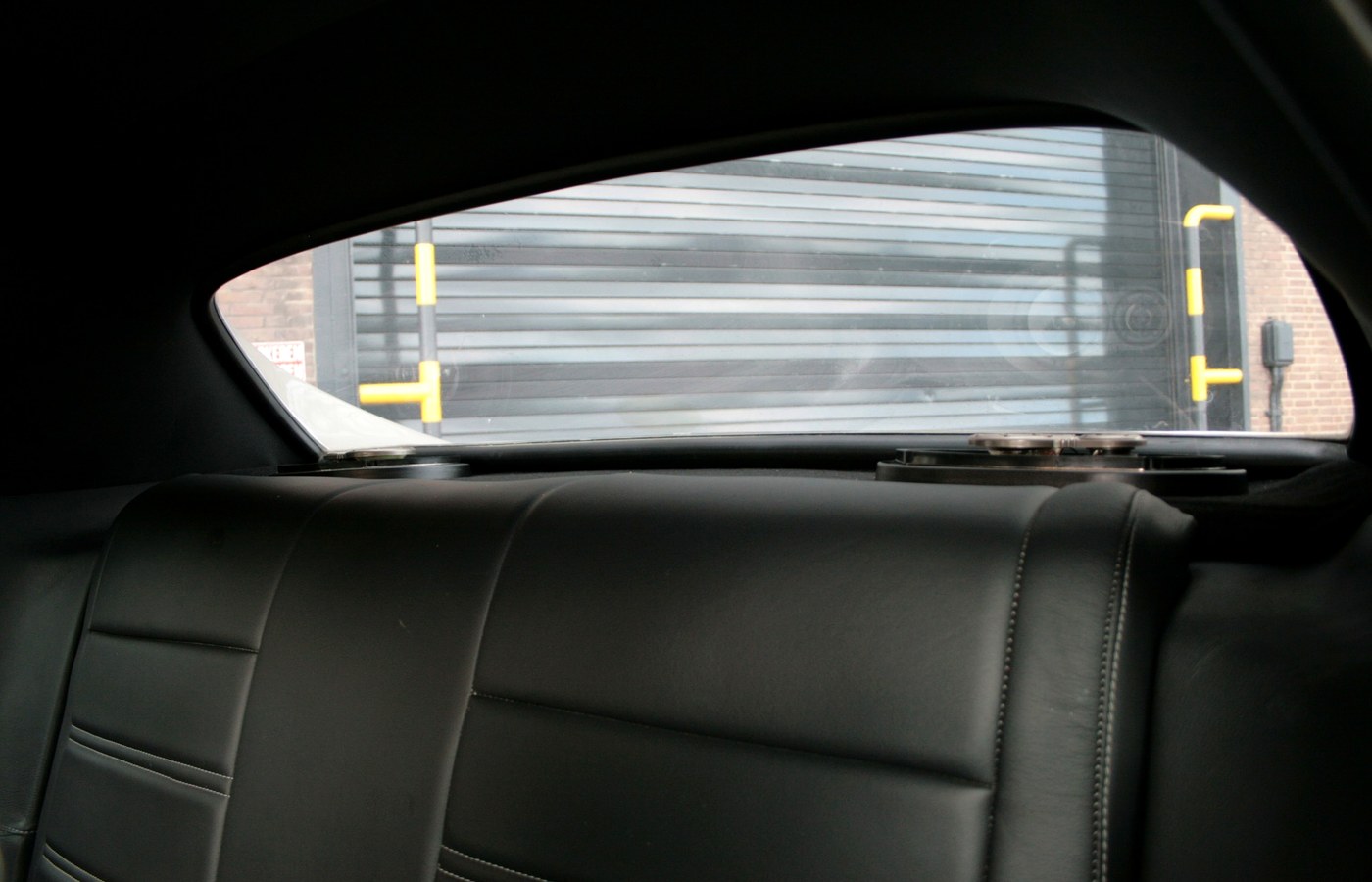 Klassieke Ford Mustang Grande op locatie voor fotoshoot of event